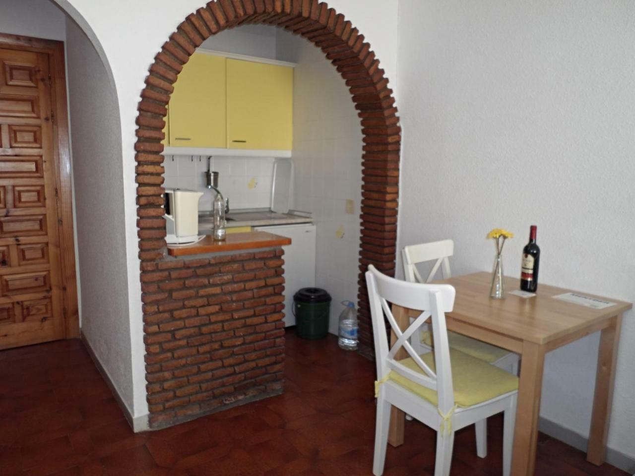 Palmeras 55 Menyber Daire Nerja Dış mekan fotoğraf